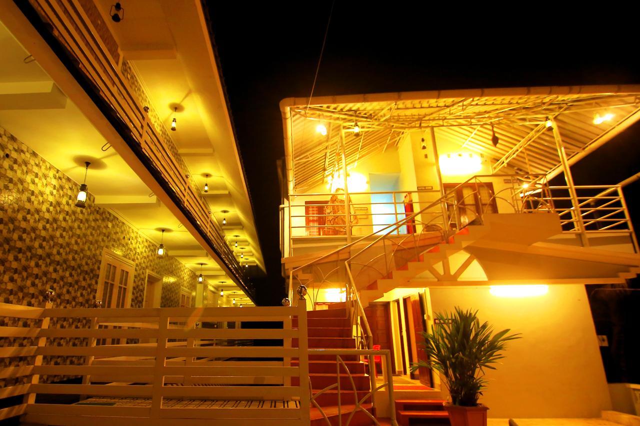 Oyo 4867 Royal Homes アーラップーザ県 エクステリア 写真