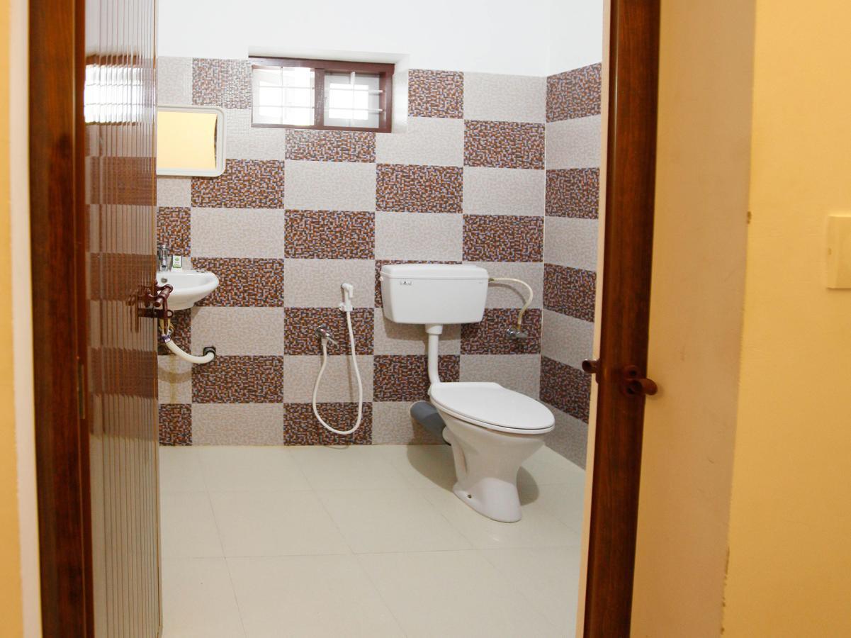 Oyo 4867 Royal Homes アーラップーザ県 エクステリア 写真